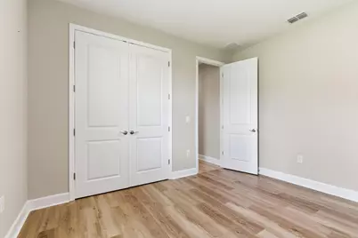 2055 Grove Drive, Naples, FL 34120 - Photo 12