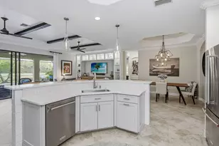 2842 Aviamar Cir, Naples, FL 34114 - Photo 8