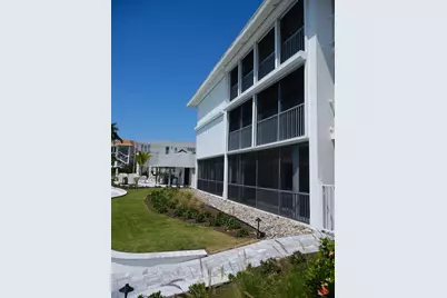 322 Harbour Drive #104D, Naples, FL 34103 - Photo 6