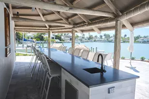 322 Harbour Dr, Naples, FL 34103 - Photo 32