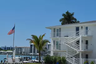 322 Harbour Dr, Naples, FL 34103 - Photo 28