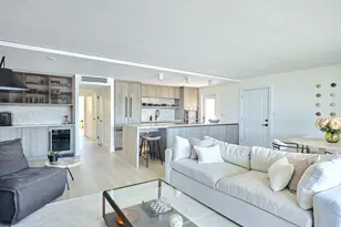 322 Harbour Dr, Naples, FL 34103 - Photo 2