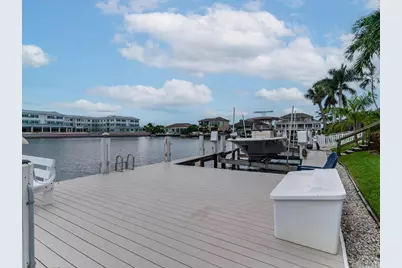 51 S Seas Court, Marco Island, FL 34145 - Photo 28