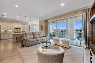 8026 Signature Club Cir, Naples, FL 34113 - Photo 6