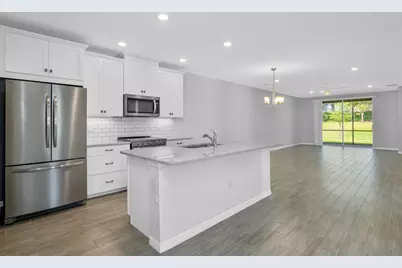 14559 Edgewater Circle, Naples, FL 34114 - Photo 6