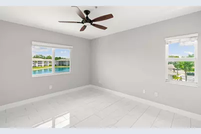 7846 Regal Heron Circle #306, Naples, FL 34104 - Photo 10