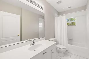 7846 Regal Heron Circle, Naples, FL 34104 - Photo 16