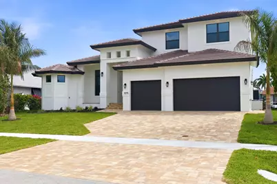 1075 Bonita Court, Marco Island, FL 34145 - Photo 4