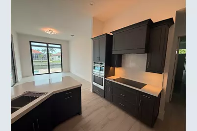 1075 Bonita Court, Marco Island, FL 34145 - Photo 10