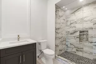 1075 Bonita Ct, Marco Island, FL 34145 - Photo 56