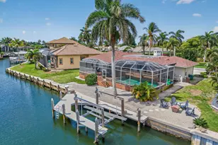 1585 Jamaica Ct, Marco Island, FL 34145 - Photo 2