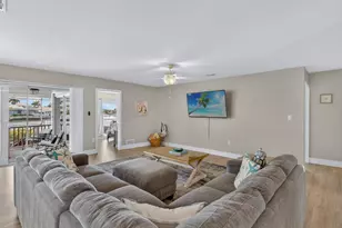 1585 Jamaica Ct, Marco Island, FL 34145 - Photo 4