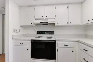 315 Saint Andrews, Naples, FL 34113 - Photo 10