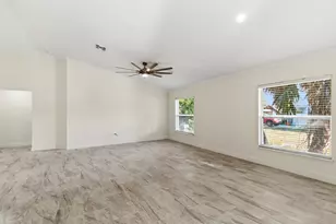 2141 Davis St, Fort Myers, FL 33916 - Photo 6