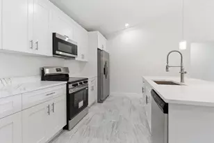 2141 Davis St, Fort Myers, FL 33916 - Photo 14