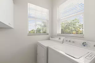 285 Cays Dr, Naples, FL 34114 - Photo 14