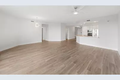 425 Cove Tower Drive #403, Naples, FL 34110 - Photo 8