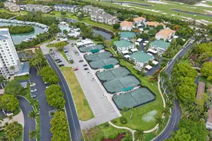 425 Cove Tower Dr, Naples, FL 34110 - Photo 26