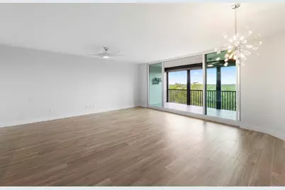 425 Cove Tower Drive #403, Naples, FL 34110 - Photo 2