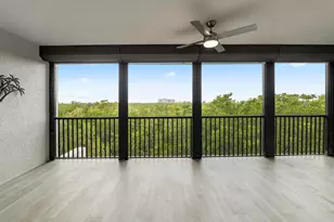 425 Cove Tower Dr, Naples, FL 34110 - Photo 24