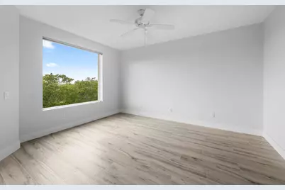 425 Cove Tower Drive #403, Naples, FL 34110 - Photo 12