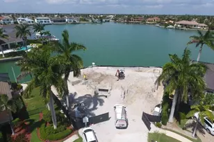 1261 Osprey Ct, Marco Island, FL 34145 - Photo 4