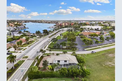 741 Holly Court, Marco Island, FL 34145 - Photo 48