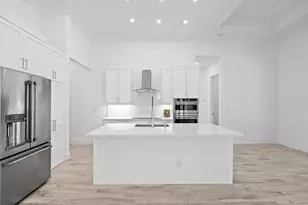 82 Tahiti Rd, Marco Island, FL 34145 - Photo 8