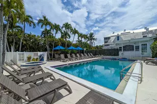 140 Palm St, Marco Island, FL 34145 - Photo 34
