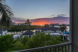 140 Palm St, Marco Island, FL 34145 - Photo 30