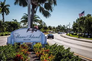116 Clyburn St, Marco Island, FL 34145 - Photo 32
