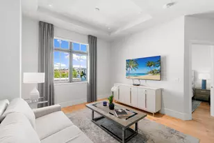 101 8th St S, Naples, FL 34102 - Photo 6