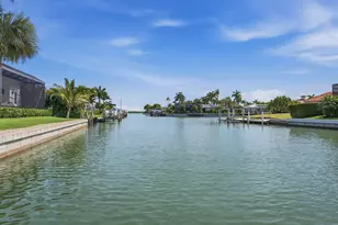 1741 Wavecrest Ct, Marco Island, FL 34145 - Photo 2