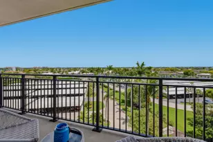 180 Seaview Ct, Marco Island, FL 34145 - Photo 4