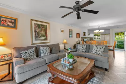 49 High Point Circle S #102, Naples, FL 34103 - Photo 8