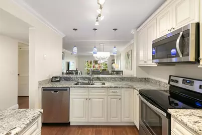 3072 Sandpiper Bay Circle #M103, Naples, FL 34112 - Photo 10
