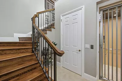 9219 Corfu Court #201, Naples, FL 34114 - Photo 4