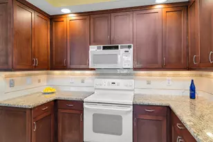 269 Vintage Bay Dr, Marco Island, FL 34145 - Photo 8