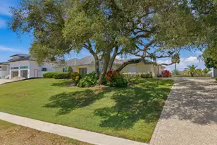 1616 Ludlow Rd, Marco Island, FL 34145 - Photo 2