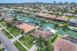458 Waterleaf Ct, Marco Island, FL 34145 - Photo 42