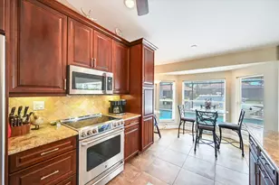 458 Waterleaf Ct, Marco Island, FL 34145 - Photo 6