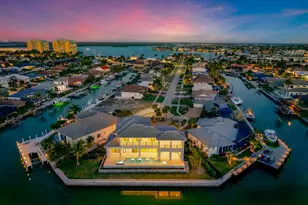810 Elm Ct, Marco Island, FL 34145 - Photo 2