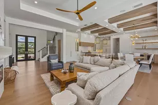 810 Elm Ct, Marco Island, FL 34145 - Photo 4