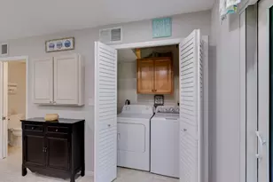 731 W Elkcam Cir, Marco Island, FL 34145 - Photo 10