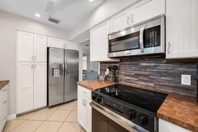 146 Greenbrier Street, Marco Island, FL 34145 - Photo 12