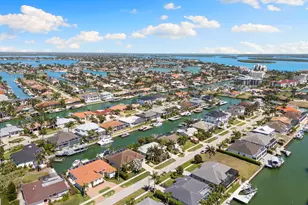 751 Orchid Ct, Marco Island, FL 34145 - Photo 34