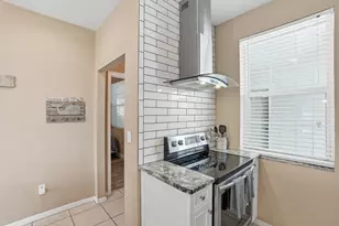 140 Palm St, Marco Island, FL 34145 - Photo 8