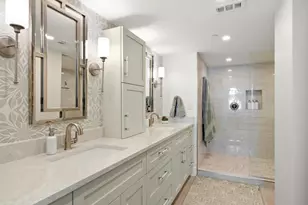 990 Cape Marco, Marco Island, FL 34145 - Photo 20