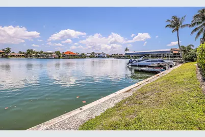 419 Spinnaker Drive, Marco Island, FL 34145 - Photo 28