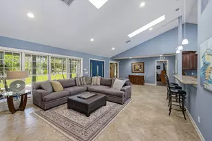 3731 5th Ave NW, Naples, FL 34120 - Photo 6